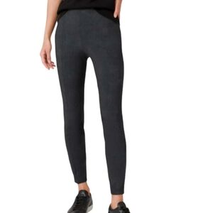 NWT Lululemon Here to There High Rise 7/8 Pant size 4 Crosshatch Texture Black